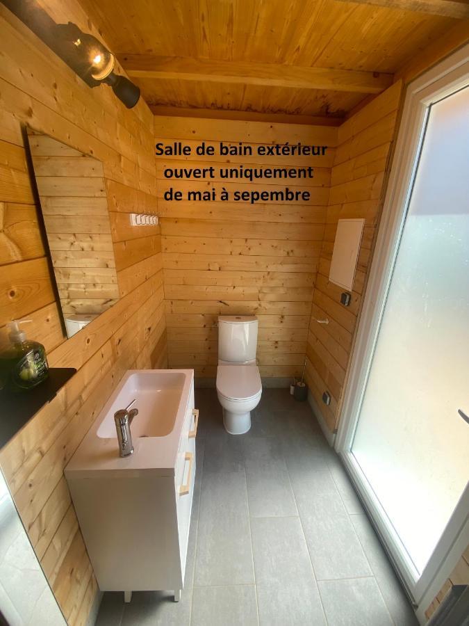 Chambre Dans Logement Partage Chez L Habitant Avec Piscine De 1 A 3 Chambres Grieges Exterior photo